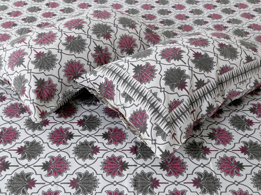 Lotus Harmony Pink Bedsheet Set 120x120