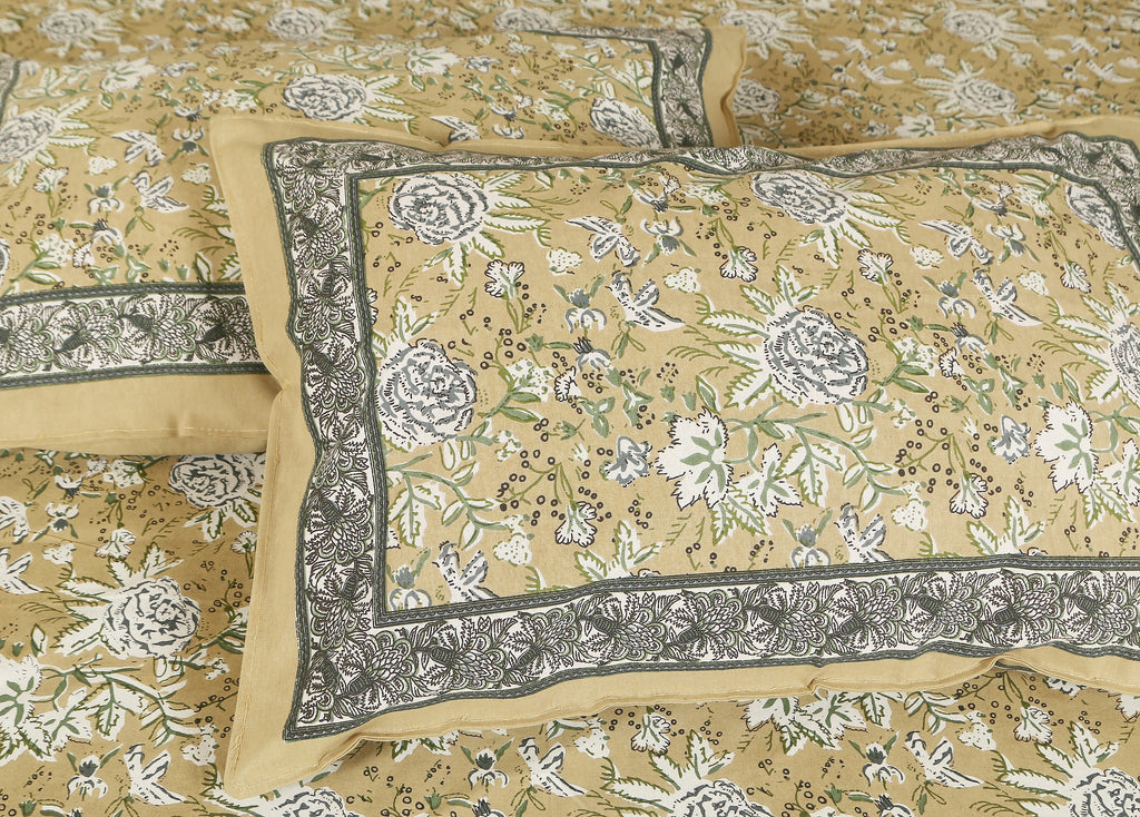 Royal Blossom Empire Light Green Bedsheet Set 108 x 108