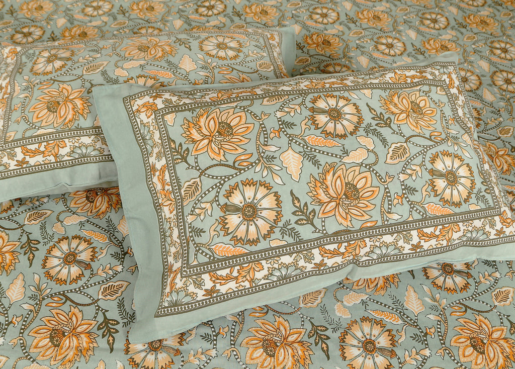 Royal Blossom Empire Grey Bedsheet Set 108 x 108