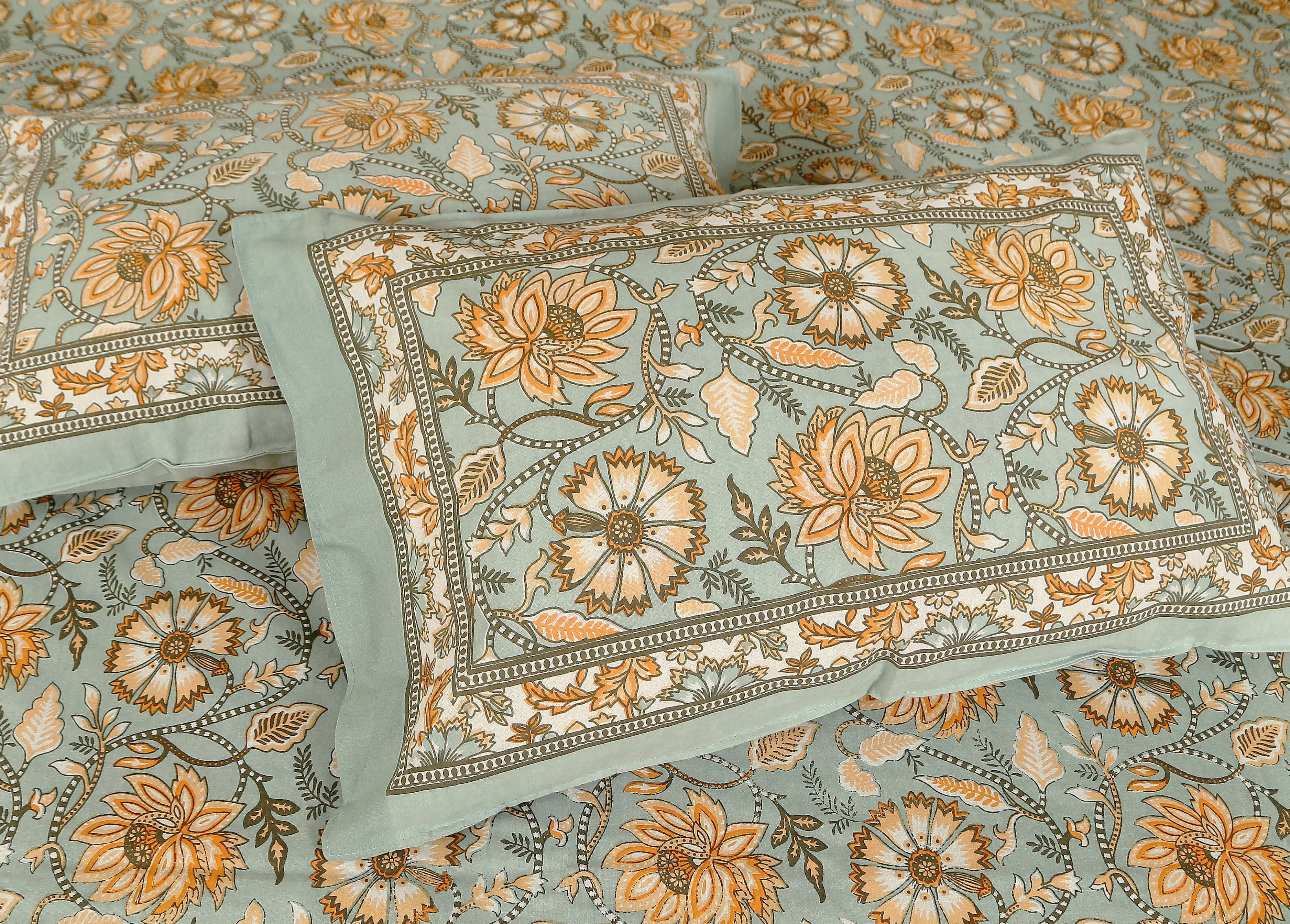 Royal Blossom Empire Grey Bedsheet Set 108 x 108