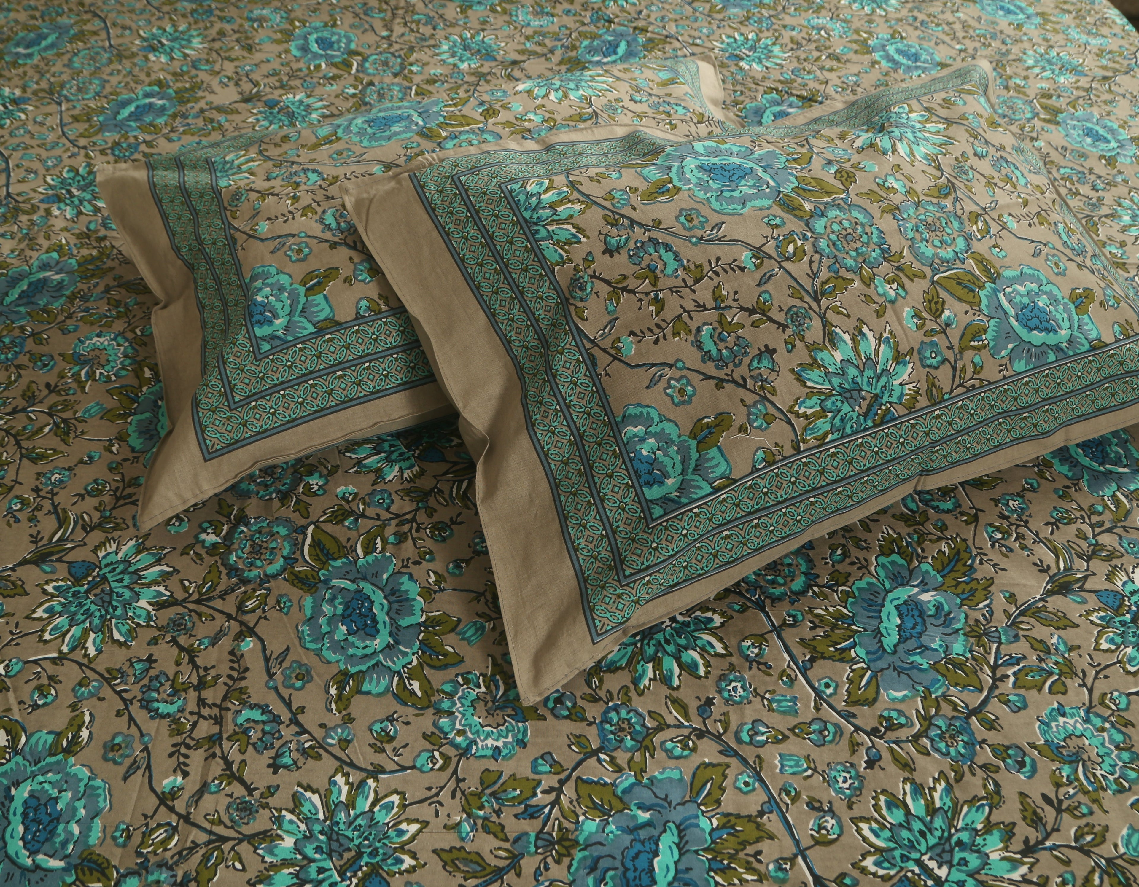 Royal Blossom Empire Blue Bedsheet Set 108 x 108